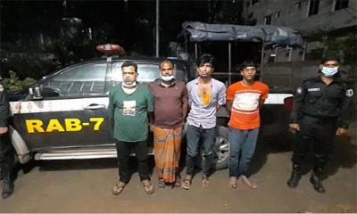 গার্মেন্ট পণ্য চুরি, আওয়ামী লীগ নেতাসহ গ্রেপ্তার ৪