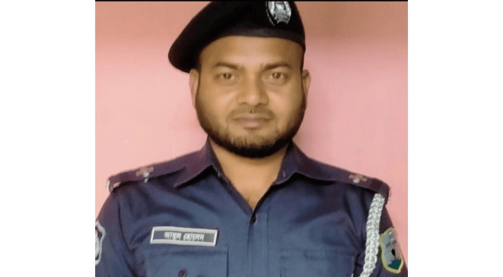 দোকানে চুরি, দেরিতে আসায় পুলিশের মাথা ফাটালেন মুদি দোকানি