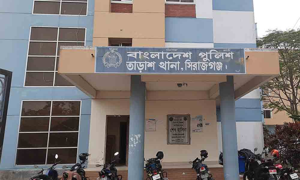 তাড়াশে স্কুলছাত্রীকে ধর্ষণচেষ্টার অভিযোগে স্কুলছাত্র গ্রেপ্তার