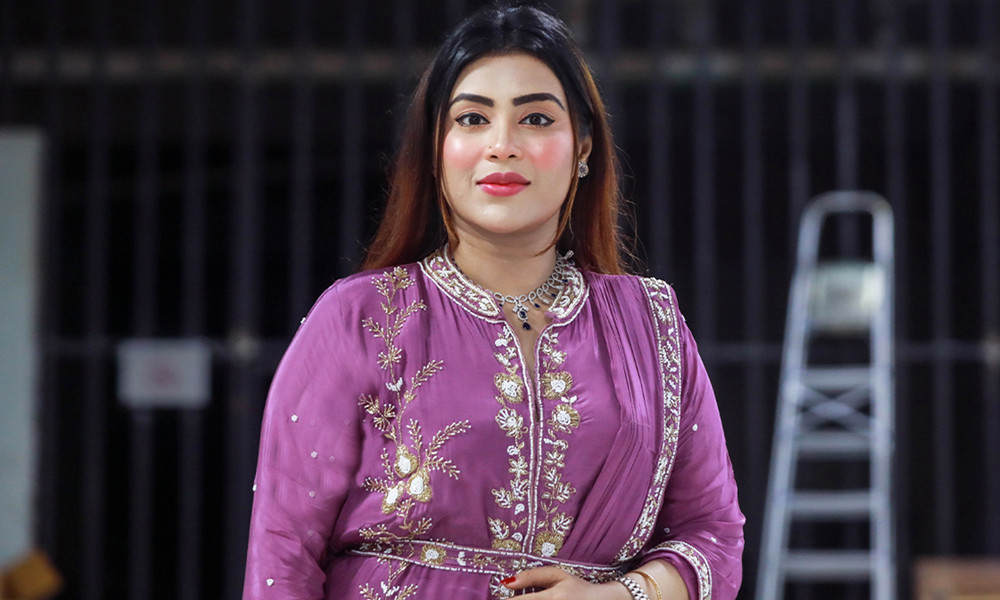 মেরে ফেলার হুমকি পেলেন মিষ্টি জান্নাত