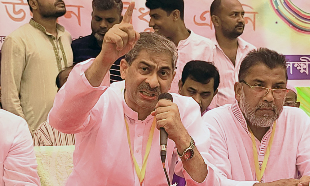 হাসিনার বিচার নিয়ে উপদেষ্টাদের সতর্ক থাকতে হবে : এ্যানি