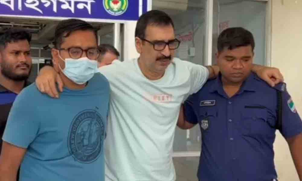 ভারতে যাওয়ার সময় গোপালগঞ্জ জেলা আ. লীগের সাধারণ সম্পাদক আটক
