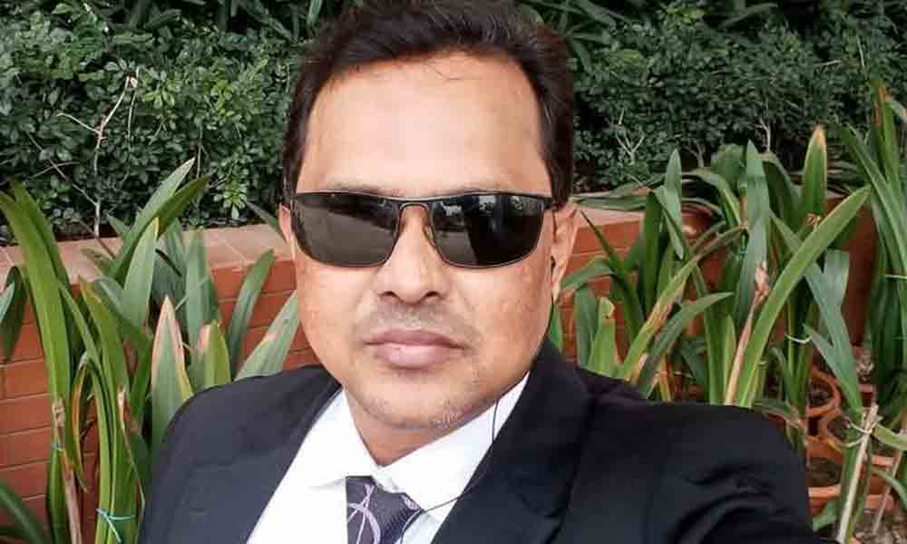স্ত্রীকে ভিডিওকলে রেখে স্বামীর আত্মহত্যা