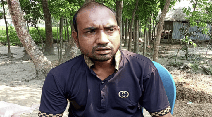 পরপর দুবার ভিক্ষা চাওয়ায় ভিক্ষুকের কান কেটে দিলেন যুবক, পরে আটক