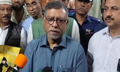 ডেঙ্গু রোগী বেড়ে যাওয়ায় স্যালাইনের ঘাটতি দেখা দিয়েছে : স্বাস্থ্যমন্ত্রী