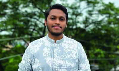 ইসলাম ধর্ম গ্রহণ করলেন জবি শিক্ষার্থী ধ্রুব