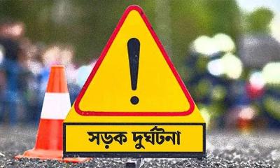 যাত্রাবাড়ীতে পিকআপচাপায় নারী নিহত, চালককে গণধোলাই