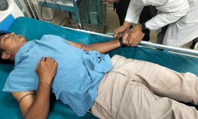 যাত্রী হেনস্তার চিত্র তুলে ধরতে গিয়ে মারধরের শিকার কালের কণ্ঠের সাংবাদিকের মামলা