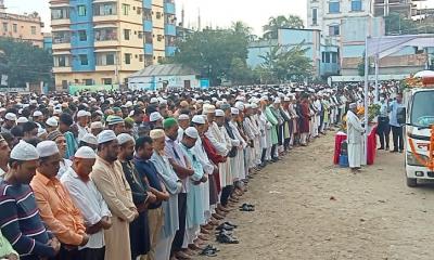 মতলব দক্ষিণের দিপু চৌধুরীর জানাজার নামাজে হাজারো মানুষের ঢল