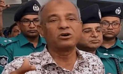 বাংলাদেশে পাচারের জন্যই ফেনসিডিল তৈরি করে ভারত: স্বরাষ্ট্র উপদেষ্টা