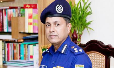 ডিএমপির কমিশনার হিসেবে দায়িত্ব নিলেন হাবিবুর রহমান