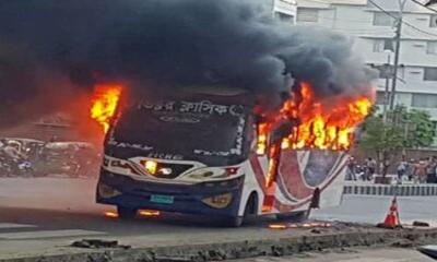 বিএনপির ডাকা অবরোধের ২৪ ঘণ্টায় ১০ গাড়িতে আগুন