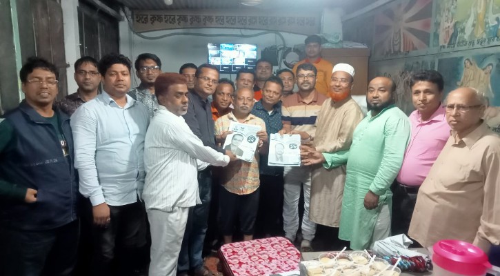 মতলবে নির্বাচনি প্রচারনায় জেলা জুয়েলার্স এসোসিয়েশনের নেতৃবৃন্দরা