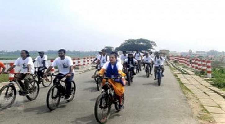 ভূ-পর্যটক রামনাথের বাড়ি পুনরুদ্ধারে সাইকেল শোভাযাত্রা