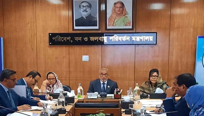 বায়ুদূষণ রোধে বিশেষ অভিযানের নির্দেশ পরিবেশমন্ত্রীর