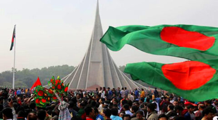 স্বাধীনতা দিবসে বীর শহীদদের স্মরণ করছে জাতি