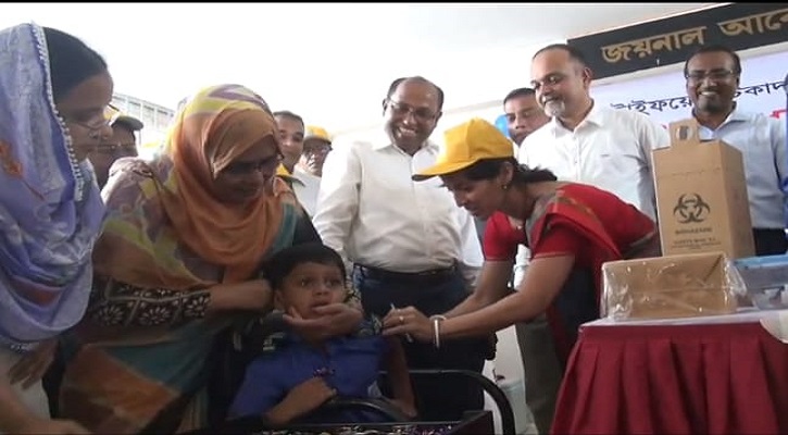 হবিগঞ্জে টাইফয়েড টিকাদান কর্মসূচির উদ্বোধন