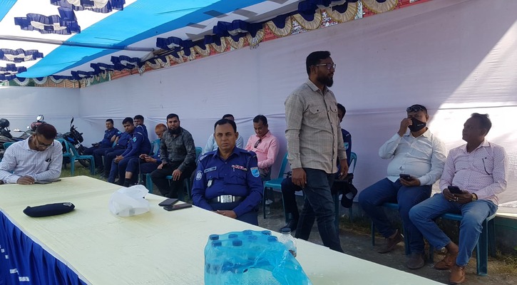 শরীয়তপুর জেলা সড়ক পরিবহন মালিক সমিতির চলছে ভোট গ্রহণ