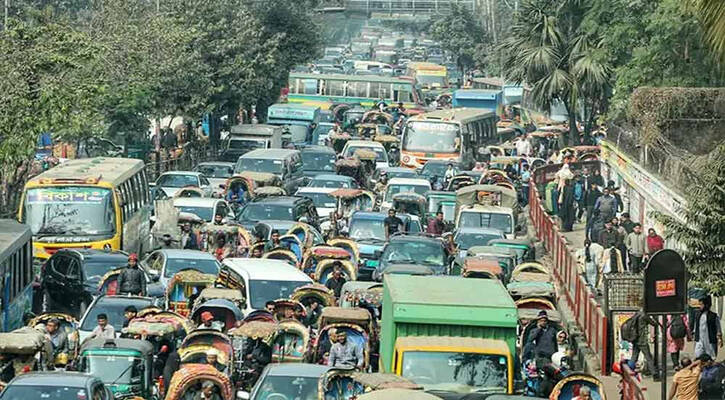 শিক্ষার্থীদের আন্দোলনে বন্ধ ঢাকার সড়ক