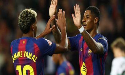 সহজ জয়ে রিয়ালের সঙ্গে পয়েন্ট ব্যবধান কমাল বার্সেলোনা