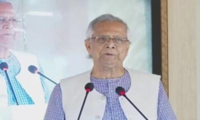 চাকরি করার জন্য মানুষের জন্ম হয়নি: প্রধান উপদেষ্টা