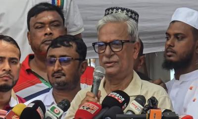ধর্মকে বিকৃত করে নির্বাচন বানচালের চেষ্টা জনগণ মেনে নেবে না: ফারুক ধর্মকে বিকৃত করে নির্বাচন বানচালের চেষ্টা জনগণ মেনে নেবে না: ফারুক