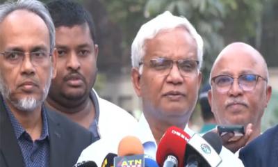 খালেদা জিয়ার শারীরিক অবস্থা বিবেচনায় বিদেশ নিতে দেরি হচ্ছে : ডা. জাহিদ