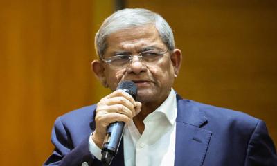 সাংবাদিকরা নিজেরাই রাজনীতিকদের পকেটে ঢুকে যান: ফখরুল