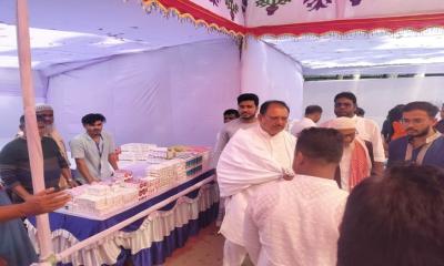 পিতার মতোই মানবতার সেবায় নিজেকে নিয়োজিত করলেন নবাগত ডাক্তার শাফা শারারা