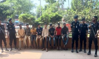 হবিগঞ্জ আধুনিক হাসপাতালে র্যাবের অভিযানে ৯ দালাল কে ১৫ দিনের কারাদণ্ড হবিগঞ্জ আধুনিক হাসপাতালে র্যাবের অভিযানে ৯ দালাল কে ১৫ দিনের কারাদণ্ড
