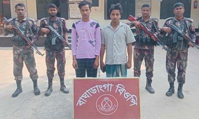 মহেশপুর সীমান্তে নারী-শিশুসহ আটক ১৩