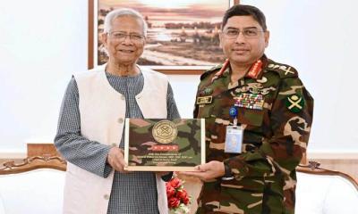 প্রধান উপদেষ্টার সঙ্গে সেনাপ্রধানের সাক্ষাৎ