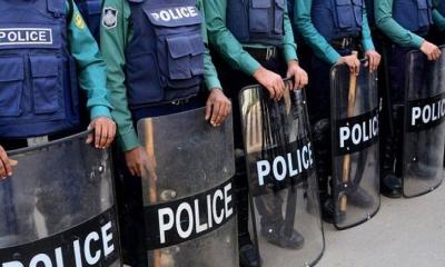 ফাঁকা ঢাকায় নিরাপত্তায় ১৫ হাজার পুলিশ মোতায়েন