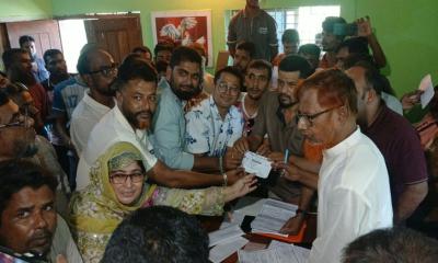 সিরাজগঞ্জ মোটর শ্রমিক ইউনিয়নের সভাপতি পদে সুলতানের মনোনয়নপত্র দাখিল
