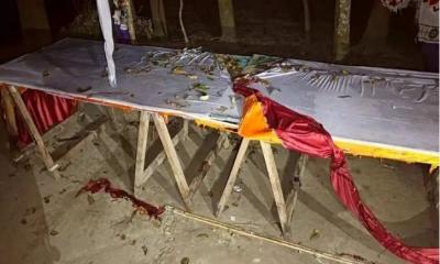 সিরাজগঞ্জে স্বতন্ত্র প্রার্থীর নির্বাচনি ক্যাম্পে আগুন