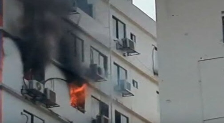 বিজয়নগরে বহুতল ভবনে আগুন, নিয়ন্ত্রণে ৫ ইউনিট