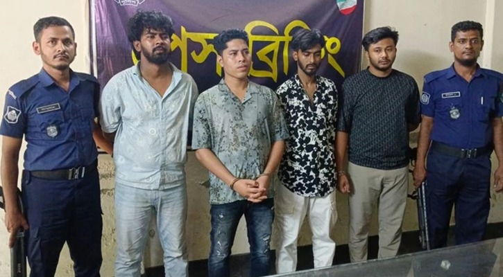 যশোর থেকে গ্রেপ্তার চট্টগ্রামের আলোচিত ডেভিড ইমন