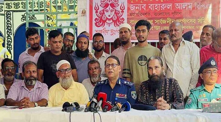 দুর্গাপূজা উৎসব ঘিরে সারাদেশে সতর্ক অবস্থায় থাকবে পুলিশ: আইজিপি