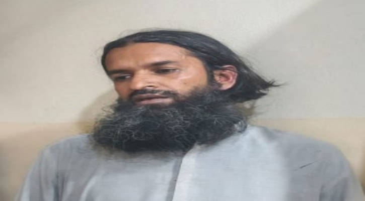 ঝিনাইদহে ৩ ছাত্রকে ধর্ষণের অভিযোগে শিক্ষক গ্রেপ্তার