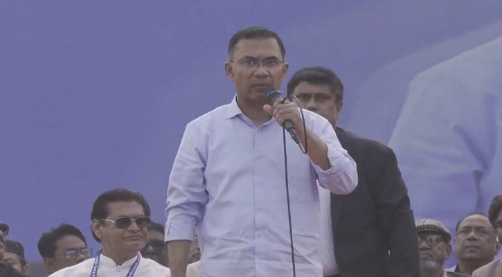 নারীদের পিছিয়ে রেখে দেশ এগিয়ে নেওয়া সম্ভব নয়: তারেক রহমান