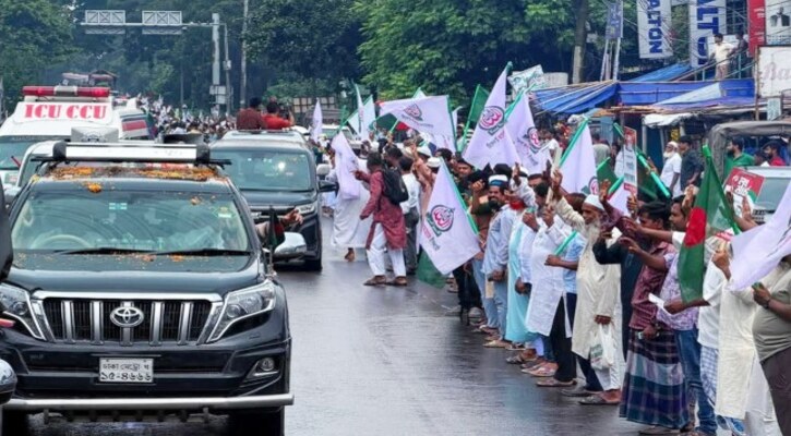 ছয় দফা দাবিতে চট্টগ্রামমুখী ১১ দলীয় ঐক্যের লংমার্চ