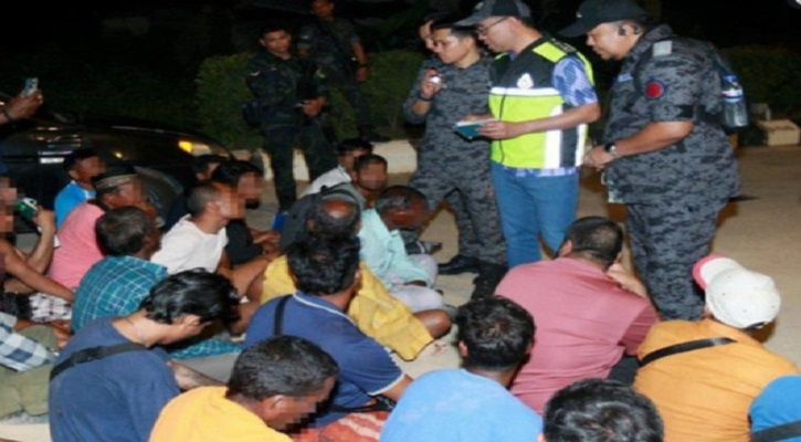 মালয়েশিয়ার পাহাড়ে সাঁড়াশি অভিযান: বাংলাদেশিসহ আটক ২১৪ অভিবাসী