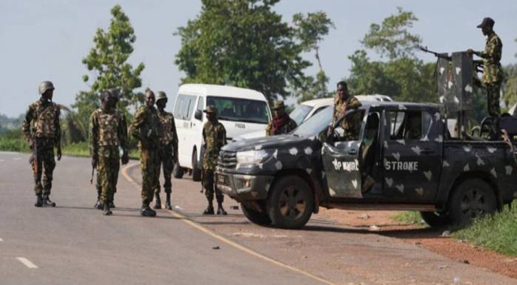 নাইজেরিয়ায় সশস্ত্র গোষ্ঠীর হামলায় ৩২ জন নিহত