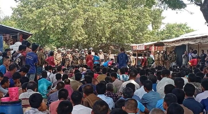 সাজেকে পর্যটকবহর ছাড়ার পর গোলাগুলি, আটকা পড়েন ২ হাজার পর্যটক