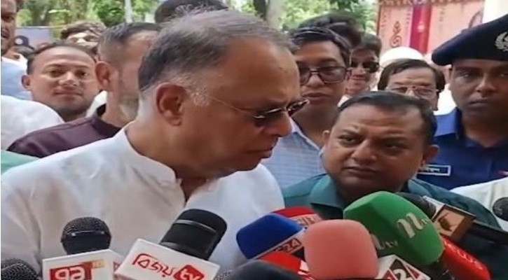 শাহজাদপুরে বিশ্বকবি রবীন্দ্রনাথের ১৬৫তম জন্মবার্ষিকী উদযাপন শুরু