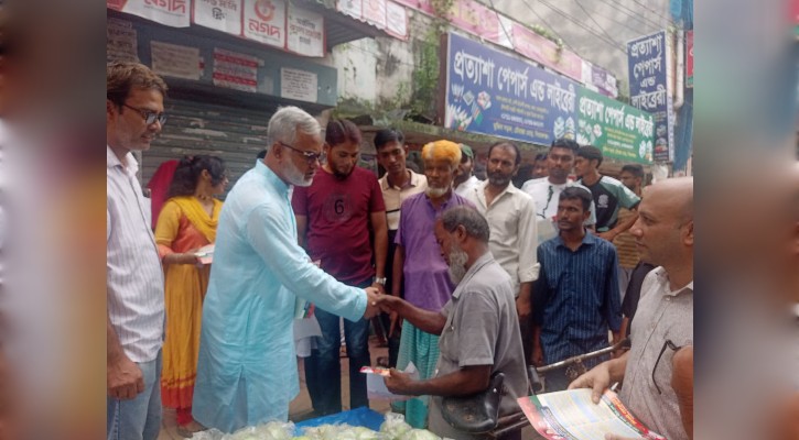 জনআকাঙ্ক্ষা পূরণে বাবার পথে হাঁটছেন মির্জা মোস্তফা জামান...