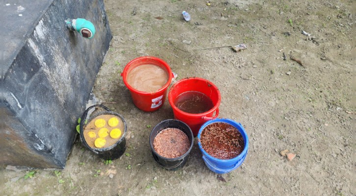 জাজিরায় যৌথ বাহীনির অভিযানে ৪৫ টি বোম উদ্ধার, আটক ৪ জন