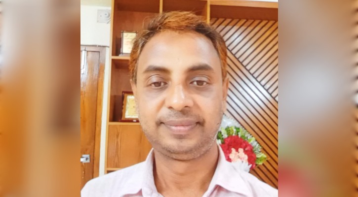 একই কর্মস্থলে ১২ বছর: আনোয়ারের বিরুদ্ধে অনিয়মের অভিযোগ