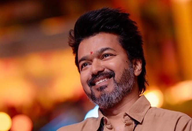 পরকীয়ার গুঞ্জনে ভাঙনের পথে ২৬ বছরের সংসার, আলোচনায় থালাপতি বিজয়